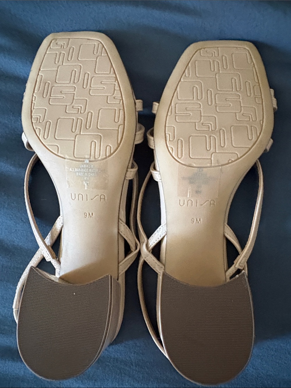 Unisa Sandals Sz 9 - Picture 4 of 4